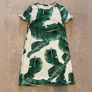 Green leaf summer dress
